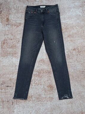 Levis Altered  721 High Rise Skinny Jeans Size 26